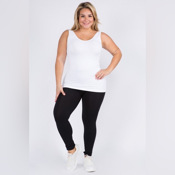 Bailey Seamless Reversible Tank - White - Picture 3 of 5